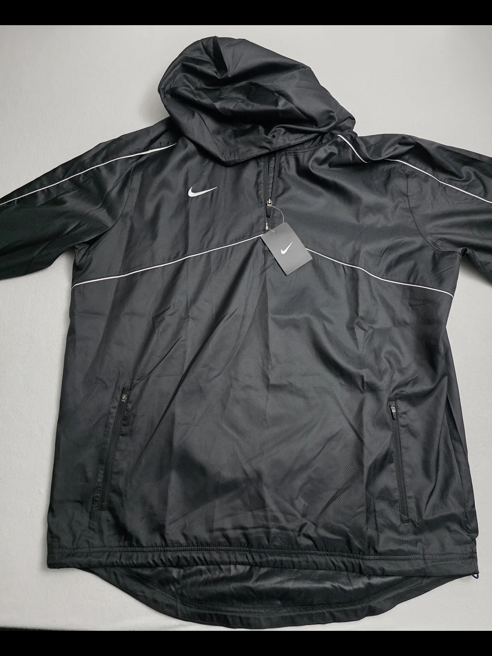 Nike new tags